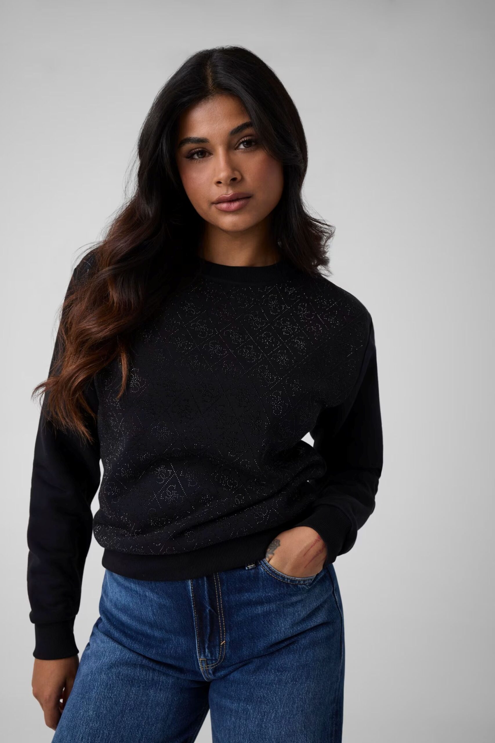 FELPA DONNA GUESS CON LOGHI IN STRASS